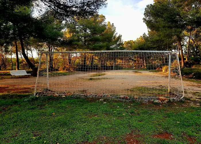 Les Pieds Dans L'eau Dans Front De Avec Piscines, Tennis, Privee Apartamento Bandol